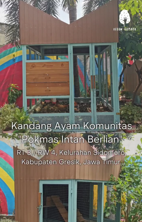 Pengelolaan sampah organik berbasis komunitas melalui pembangunan Kandang Ayam Komunitas Pokmas Intan Berlian, RT 3/RW 4, Kelurahan Sidomoro, Kabupaten Gresik.